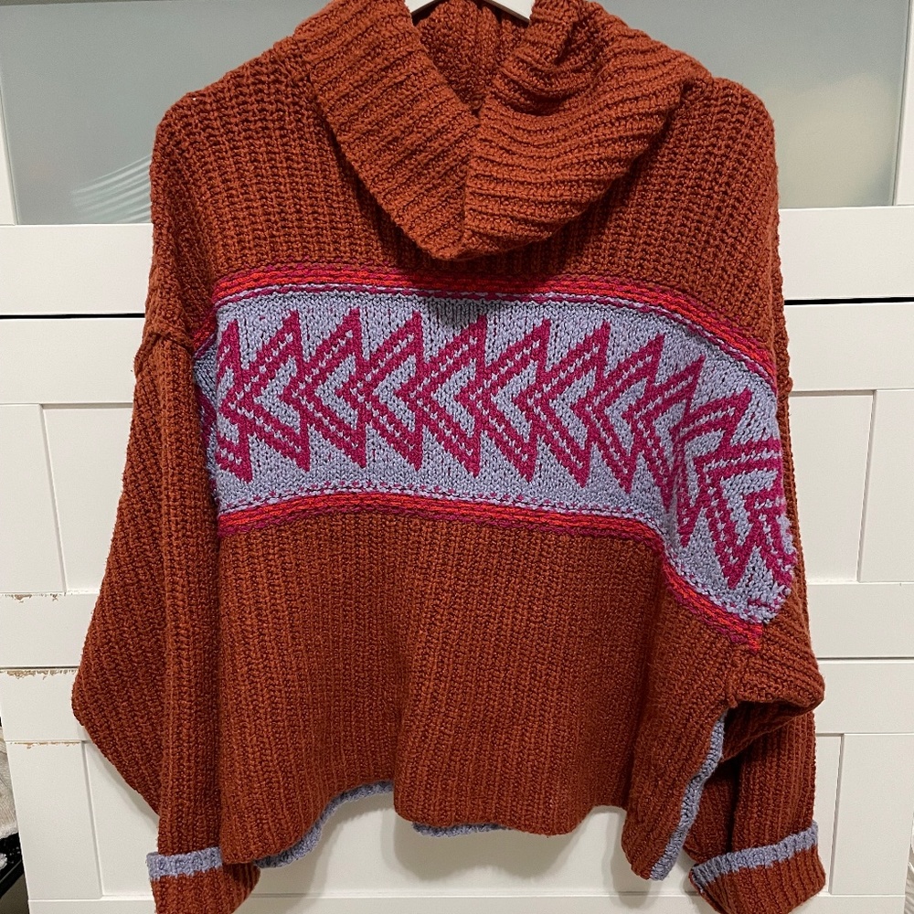 Free People Greater Than Sweater Pele Combo